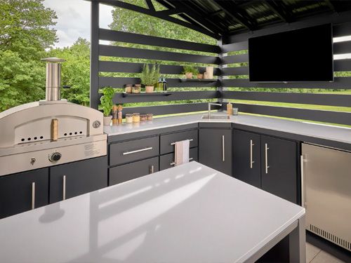 Outdoor-Kitchens